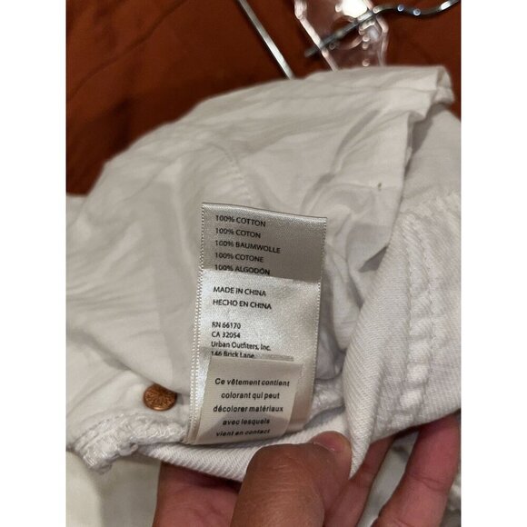 Free People We The Free White Frayed Hem Women's Denim Shorts Size 27 Womens - Picture 4 of 7